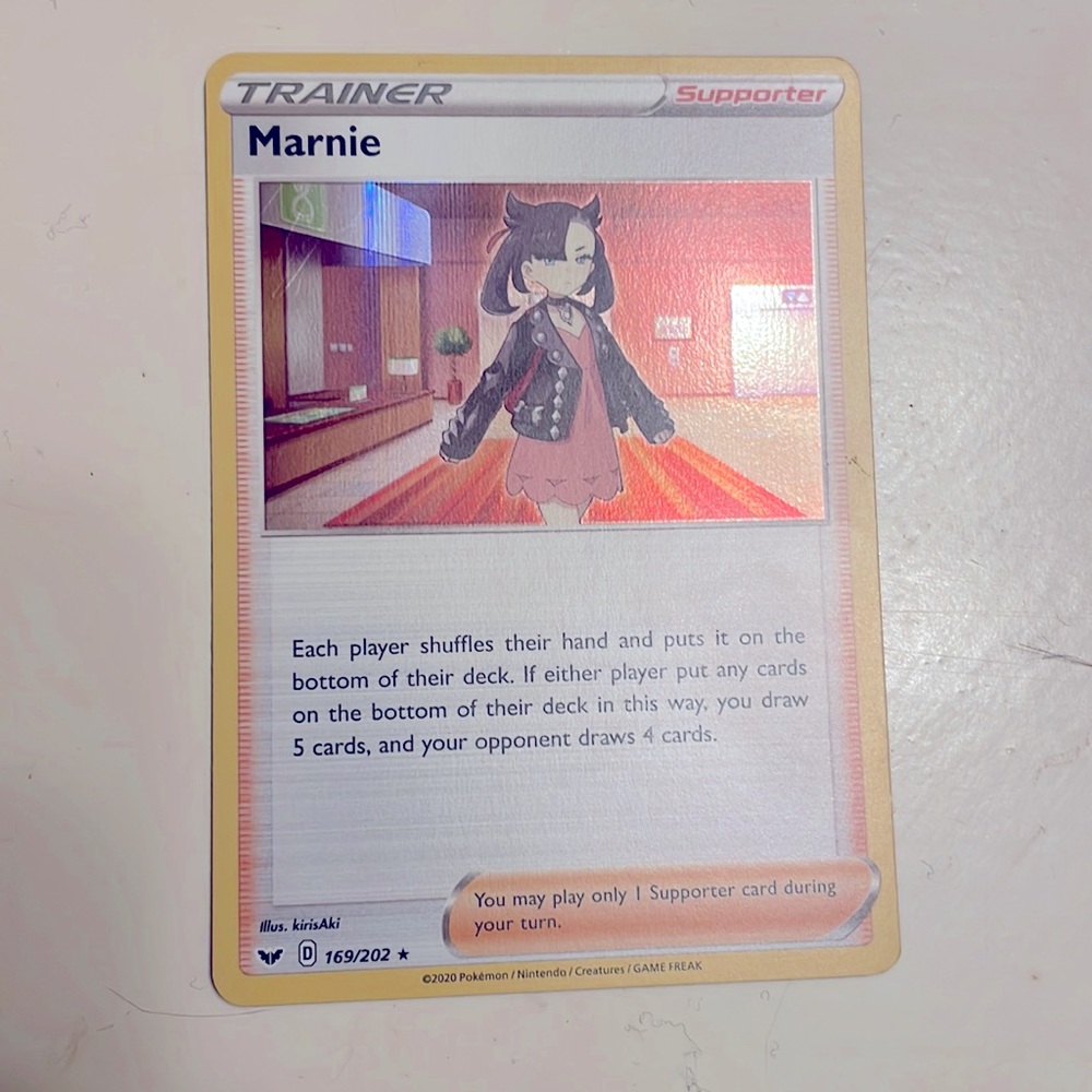Marnie Trainer Pokémon Card